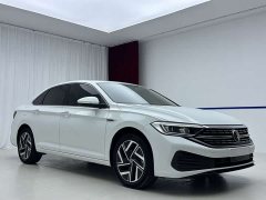 Volkswagen Sagitar 280TSI DSG surpasses Lite version - фото 3