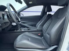 Lexus Elantra 2022 240TGDi DCT LUX Premium Edition - фото 7