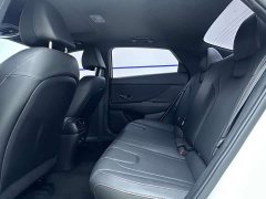 Lexus Elantra 2022 240TGDi DCT LUX Premium Edition - фото 9