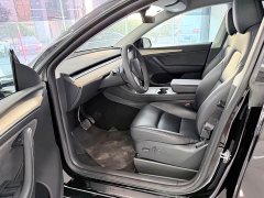 Tesla Model 3 2022 rear-wheel drive version - фото 7