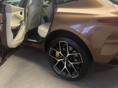 Aston Martin DBX 4.0T V8 707 - фото 12
