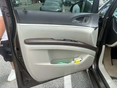 Buick GL8 2023 Land Business Class Comfort Type - фото 2