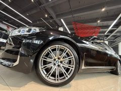 BMW 7 Series 2021 740Li xDrive Executive Luxury Line - фото 7