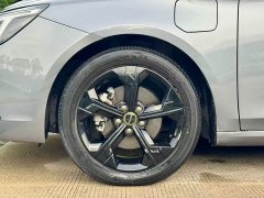 Lynk & Co Roewe i6 MAX PHEV 2020 1.5T Shuangku Edition - фото 9