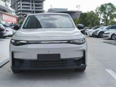 Lynk & Co Leapmoo C10 210 Smart Edition - фото 2