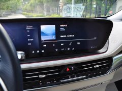BMW Century 2.0T Six-Seater Yunshi Edition - фото 11
