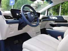 BMW Century 2.0T Six-Seater Yunshi Edition - фото 6