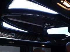 Mercedes-Benz V-Class (Imported) V 250 L - фото 10