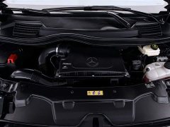 Mercedes-Benz V-Class (Imported) V 250 L - фото 18