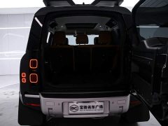 Land Rover Defender 110 3.0T P400 Dark Special Edition - фото 15