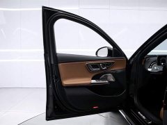 Mercedes-Benz E-Class New Energy 2024 E 350 e L plug-in hybrid sedan - фото 11