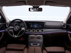 Mercedes-Benz E-Class Facelift E 300 L Luxury - фото 5