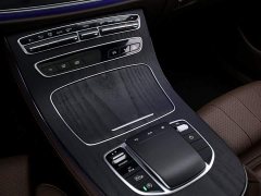Mercedes-Benz E-Class Facelift E 300 L Luxury - фото 9