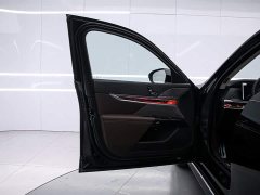 BMW 7 Series 2023 735Li M Sports Package - фото 11