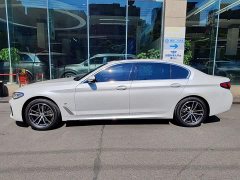 BMW 5 Series facelift 525Li luxury package - фото 3