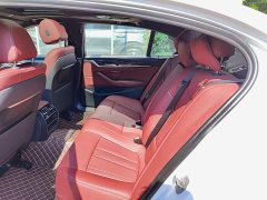 BMW 5 Series facelift 525Li luxury package - фото 8