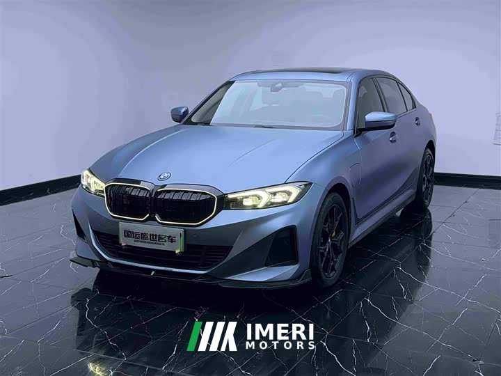 BMW i3 eDrive 35 L - автомобиль из Китая