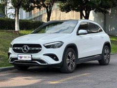 Mercedes-Benz GLA 220 - фото 1