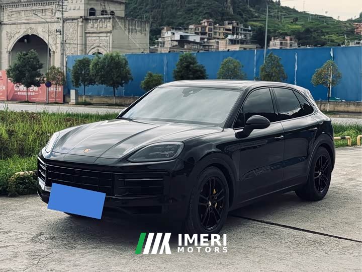 Porsche 2025 Cayenne 3.0T - автомобиль из Китая
