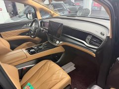 Denza D9 DM-i smart driving version 1020 four-wheel drive exclusive - фото 9