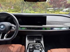 BMW i7 2023 xDrive60L M Sports Package - фото 8
