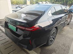 BMW i5 eDrive 35L M Sport Package - фото 3