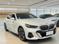 BMW 5 Series 525Li M Sports Package - фото 3