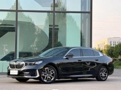 BMW i5 eDrive 35L Luxury Package - фото 1