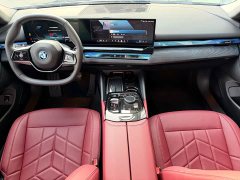 BMW i5 eDrive 35L Luxury Package - фото 16