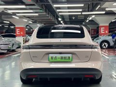 NIO ET5 75kWh - фото 17