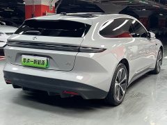 NIO ET5T 75kWh Touring - фото 4