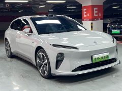 NIO ET5T 75kWh Touring - фото 8