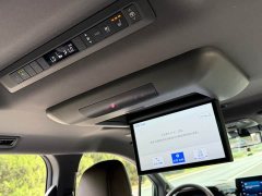 Toyota SIENNA 2021 2.5L Hybrid Platinum Edition - фото 12