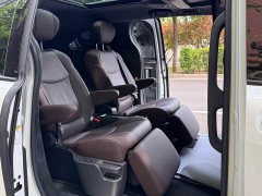 Toyota SIENNA 2021 2.5L Hybrid Platinum Edition - фото 8