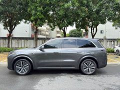 Li Auto Ideal L8 Max - фото 4