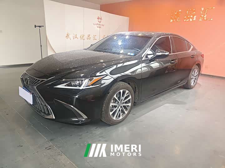 Lexus ES 2023 200 Excellence Edition - автомобиль из Китая