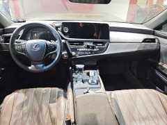 Lexus ES 2023 200 Excellence Edition - фото 5