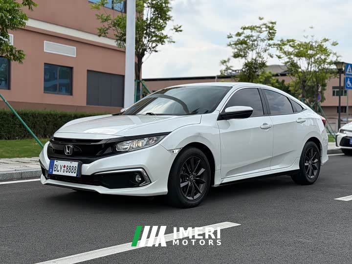 Honda Civic 2019 220TURBO CVT Dynamic Edition National V - автомобиль из Китая