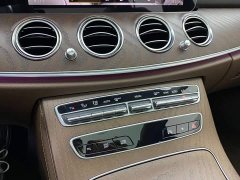 Mercedes-Benz E-Class facelift E 300 L luxury - фото 19