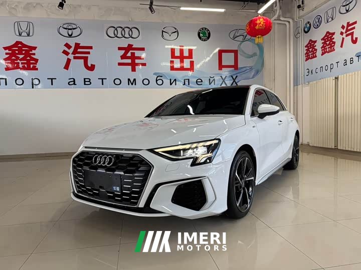 Audi A3 Sportback 35 TFSI stylish and sporty - автомобиль из Китая