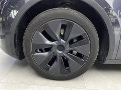 Tesla Model Y rear-wheel drive version - фото 13