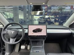 Tesla Model Y rear-wheel drive version - фото 7