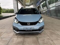 Lynk & Co LIFE 1.5L CVT CRO-SS Smart Edition - фото 2