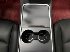 Tesla Model Y 2022 facelift, long-range all-wheel drive version - фото 10