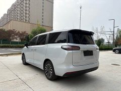 Lynk & Co Starlight 730 2025 1.5T CVT Elite - фото 10