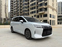 Lynk & Co Starlight 730 2025 1.5T CVT Elite - фото 3
