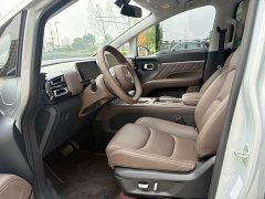 Lynk & Co Starlight 730 2025 1.5T CVT Elite - фото 4