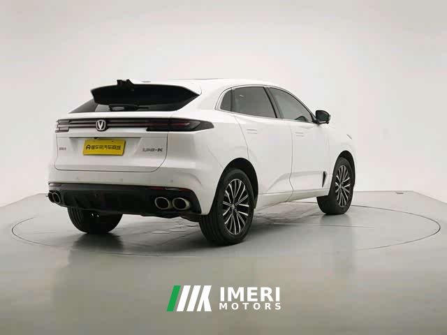 Changan UNI-K 2.0T two-wheel drive enjoyment - автомобиль из Китая