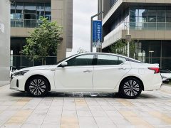 Nissan Teana 2022 2.0L XL-Upr Premium Edition - фото 4