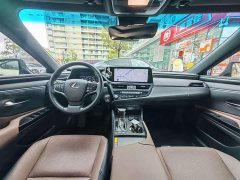 Lexus ES 200 Premium Edition - фото 4